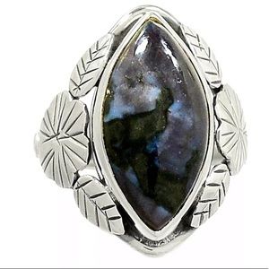 Sterling .925 Wide Floral Gemstone Ring size 8